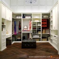 YG91519: Contemporary White Lacquer Walk-in Wardrobe